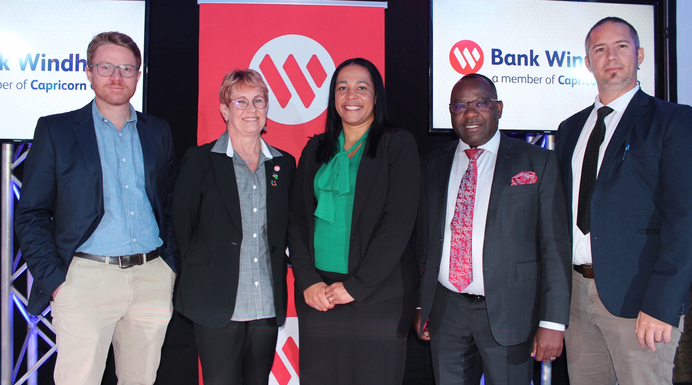 From left, economists, Rowland Brown; Bank Windhoek’s Chief Treasurer, Claire Hobbs; 